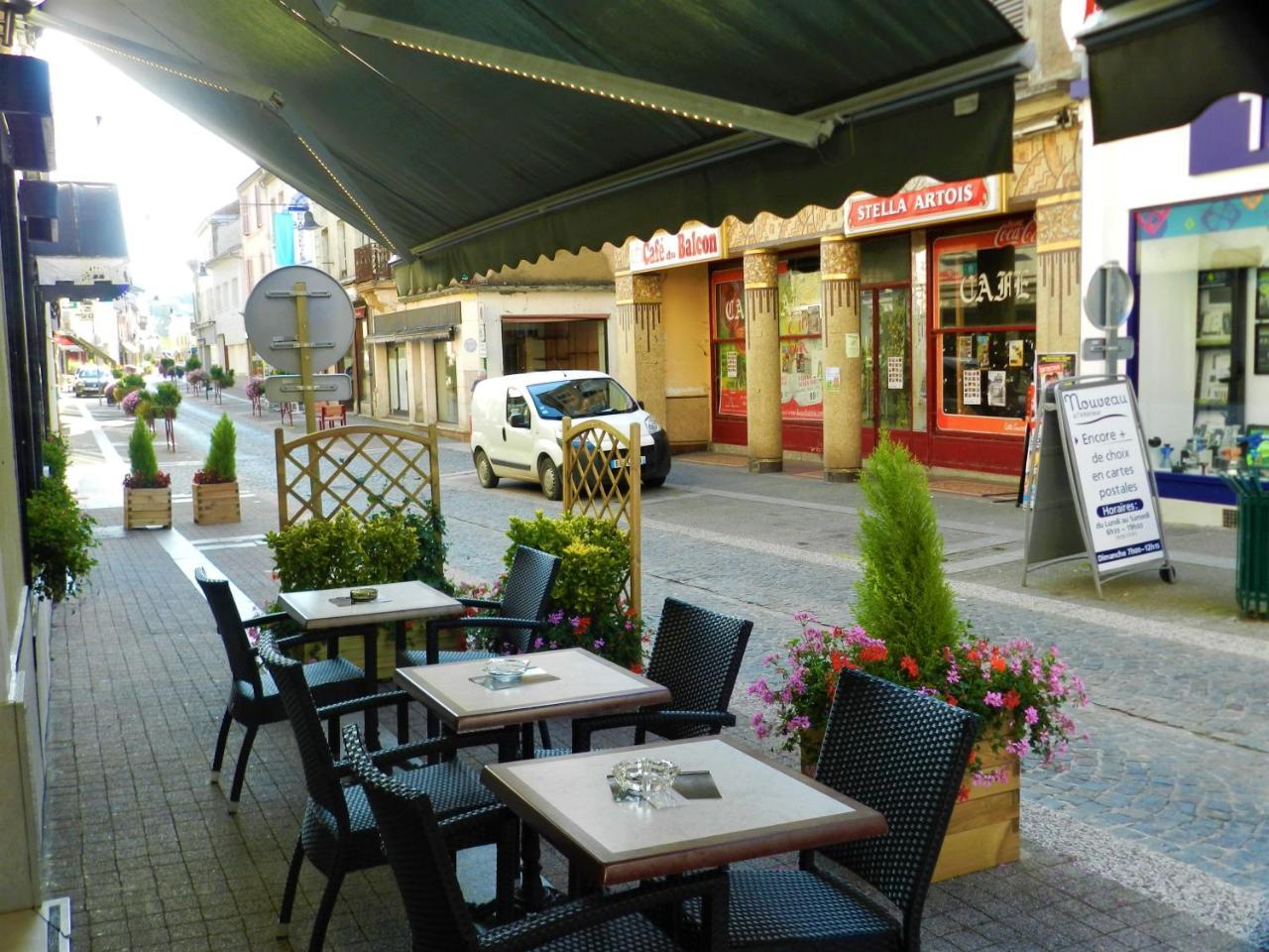 Hotel Restaurant Herard Bourbonne-les-Bains Exterior photo